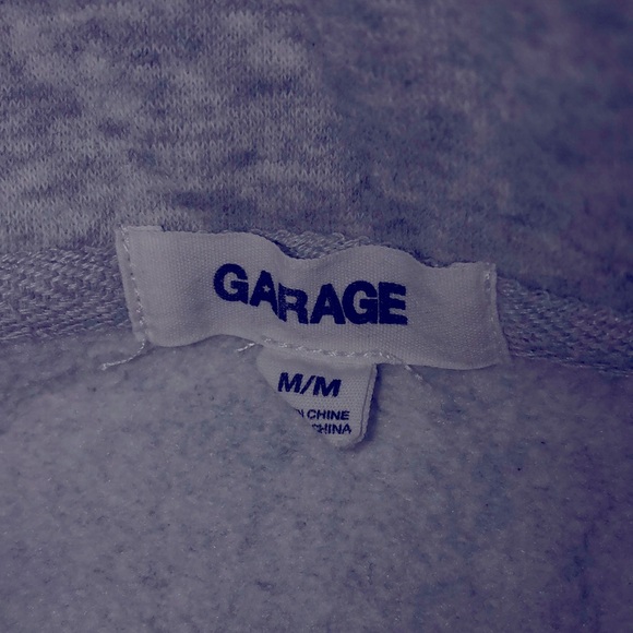 Cropped sweatshirt - Picture 2 of 7